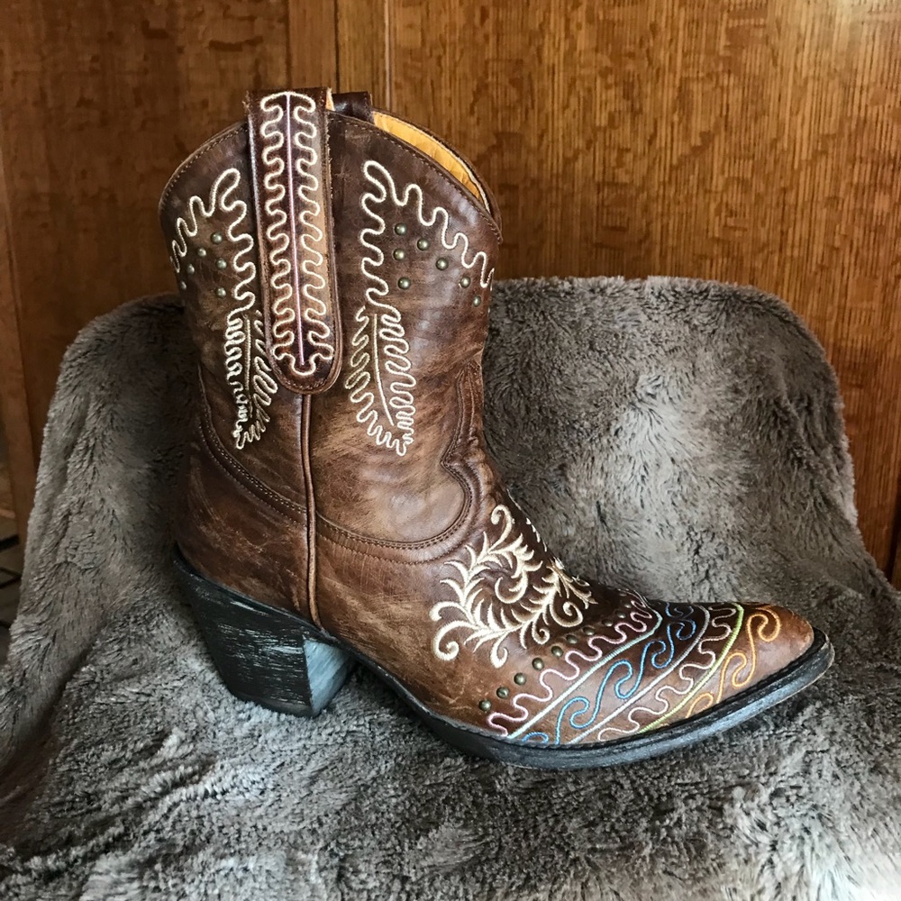Old Gringo embride boots
